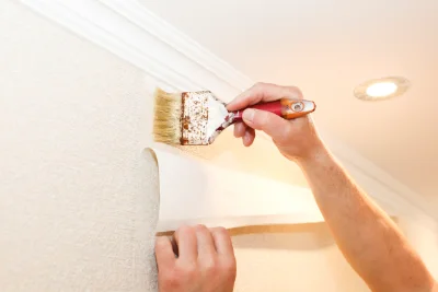 Pose de papier peint à Champmotteux — revêtements muraux et toiles de verre